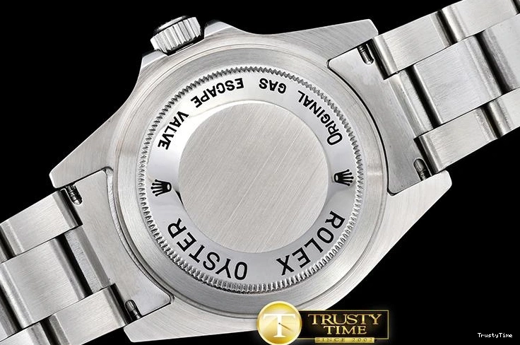 0304 ROLSD061 – SeaDweller UrbanChic 1020